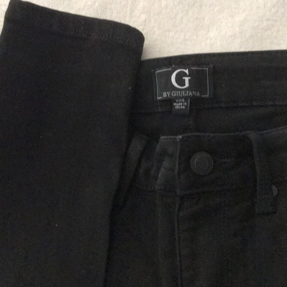 BNWOT black skinny tight at ankle G soft jeans - Picture 2 of 5